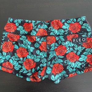 Rose Fleo Shorts